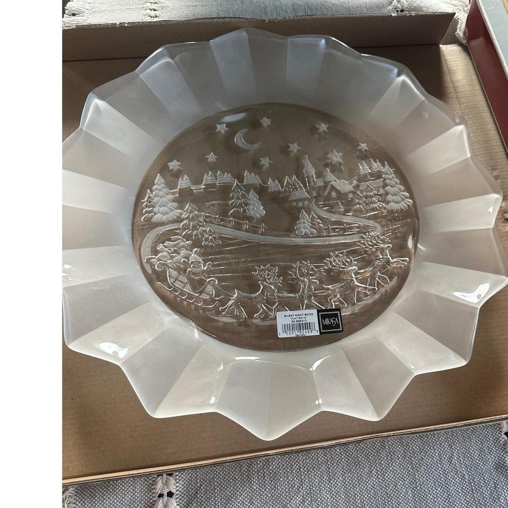 Mikasa Silent Night S2103 Platter 14 Inch Glass Christmas Reindeer Germany NEW